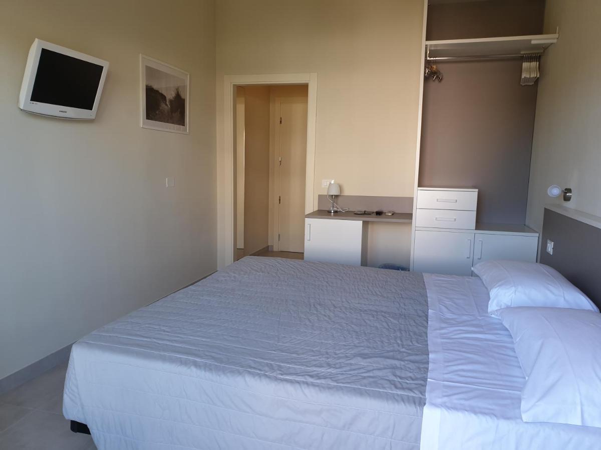 מילאנו מריטימה Hotel Parco מראה חיצוני תמונה