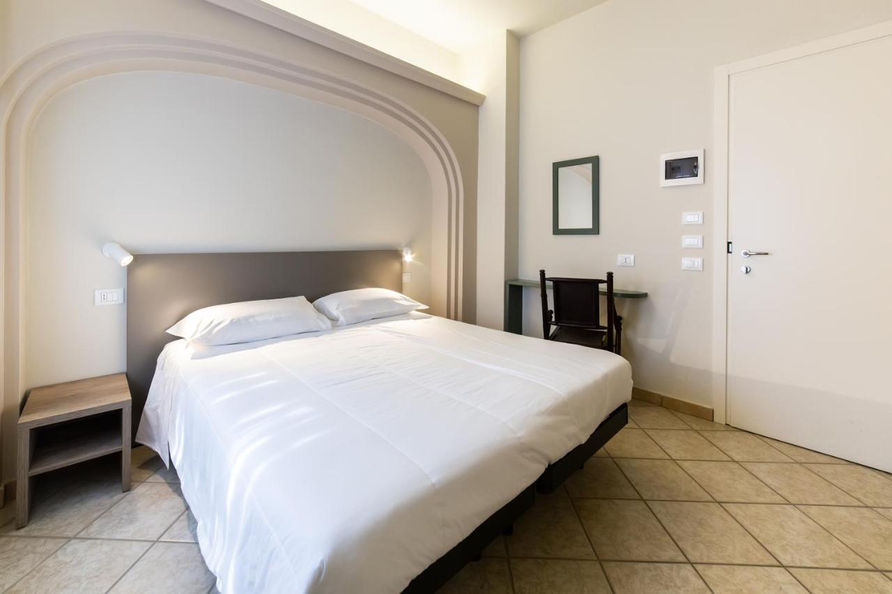 מילאנו מריטימה Hotel Parco מראה חיצוני תמונה