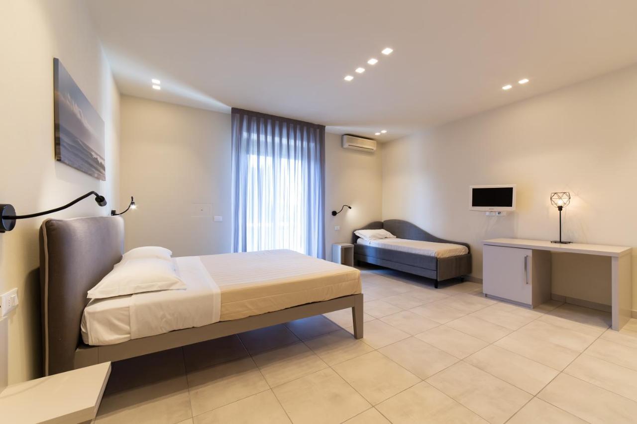מילאנו מריטימה Hotel Parco מראה חיצוני תמונה