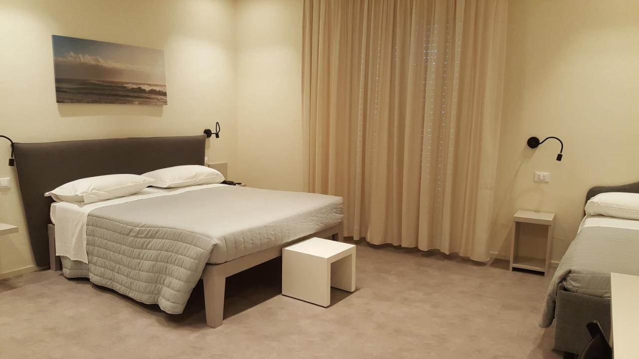 מילאנו מריטימה Hotel Parco מראה חיצוני תמונה
