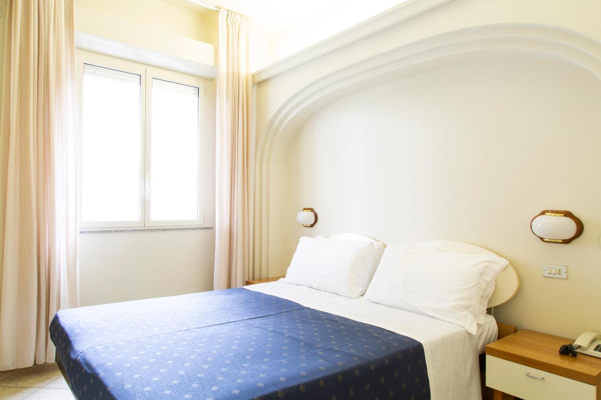 מילאנו מריטימה Hotel Parco מראה חיצוני תמונה